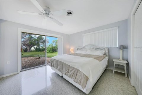 Villa ou maison à louer à Englewood, Floride: 2 chambres, 142.88 m2 № 1343211 - photo 7