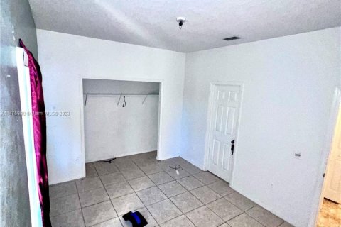 Casa en venta en Kissimmee, Florida, 4 dormitorios, 214.42 m2 № 843431 - foto 10