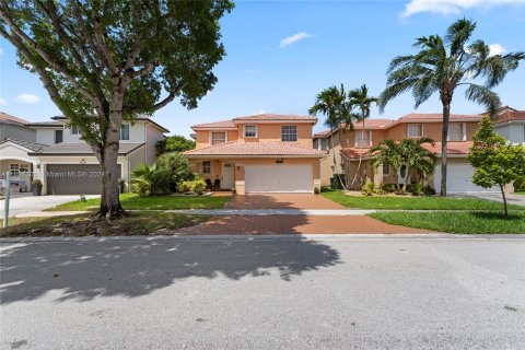 Casa en venta en Miramar, Florida, 3 dormitorios, 160.35 m2 № 1281866 - foto 1