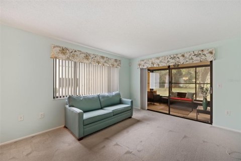 Condo in Hudson, Florida, 2 bedrooms  № 1121789 - photo 8