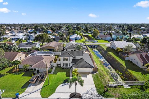 Villa ou maison à vendre à Jupiter, Floride: 4 chambres, 222.78 m2 № 987251 - photo 12