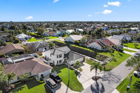 Villa ou maison à vendre à Jupiter, Floride: 4 chambres, 222.78 m2 № 987251 - photo 4