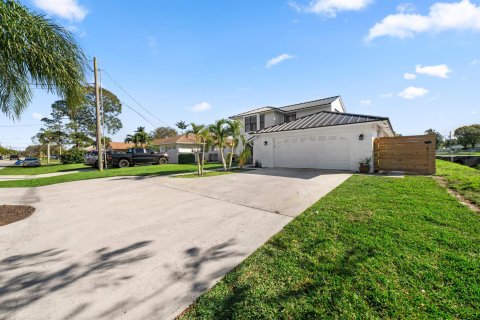 Villa ou maison à vendre à Jupiter, Floride: 4 chambres, 222.78 m2 № 987251 - photo 14