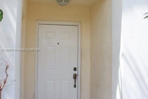 Adosado en venta en Hollywood, Florida, 2 dormitorios, 133.78 m2 № 1380497 - foto 25