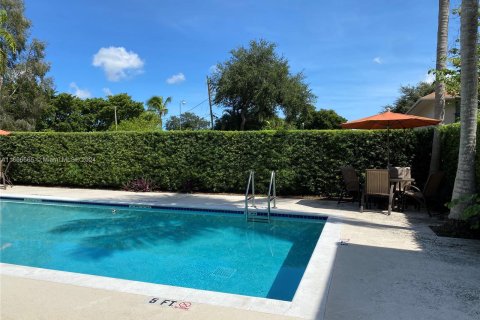 Adosado en venta en Hollywood, Florida, 2 dormitorios, 133.78 m2 № 1380497 - foto 26