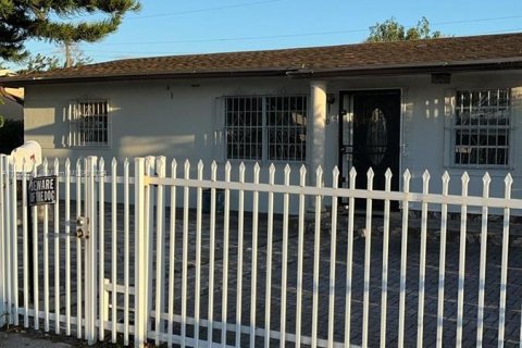 Casa en venta en Opa-locka, Florida, 3 dormitorios, 89.19 m2 № 1380369 - foto 18