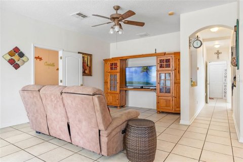 Casa en venta en Orlando, Florida, 5 dormitorios, 234.49 m2 № 823923 - foto 9