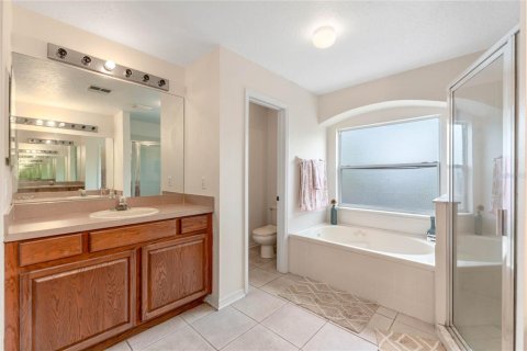 Casa en venta en Orlando, Florida, 5 dormitorios, 234.49 m2 № 823923 - foto 17