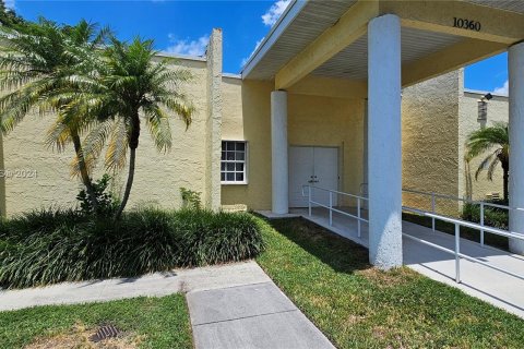 Copropriété à vendre à Cutler Bay, Floride: 2 chambres, 87.33 m2 № 1236387 - photo 28