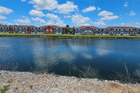 Copropriété à vendre à Cutler Bay, Floride: 2 chambres, 87.33 m2 № 1236387 - photo 29