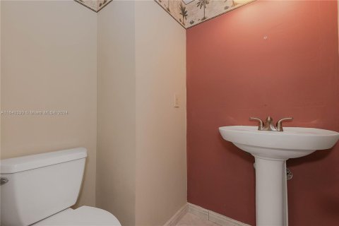 Condo in Aventura, Florida, 1 bedroom  № 1318871 - photo 21