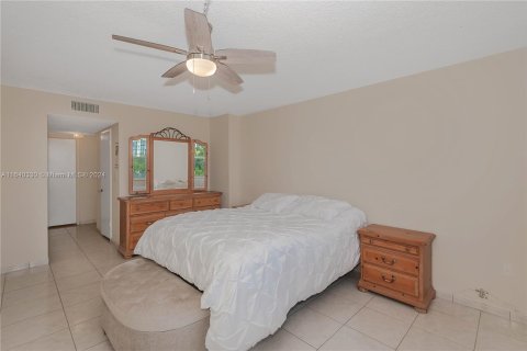 Copropriété à vendre à Aventura, Floride: 1 chambre, 99.03 m2 № 1318871 - photo 16