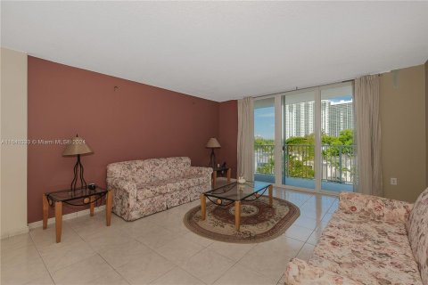 Copropriété à vendre à Aventura, Floride: 1 chambre, 99.03 m2 № 1318871 - photo 8