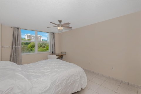 Copropriété à vendre à Aventura, Floride: 1 chambre, 99.03 m2 № 1318871 - photo 18