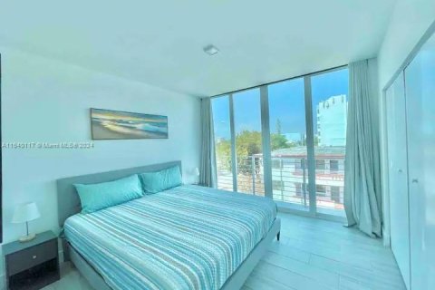 Condominio en venta en Miami Beach, Florida, 12 dormitorios, 890.65 m2 № 1318869 - foto 6