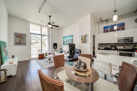 Condominio en venta en Hollywood, Florida, 2 dormitorios, 99.96 m2 № 965136 - foto 4