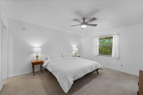 Condo in Stuart, Florida, 2 bedrooms  № 1217331 - photo 10