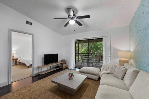 Condo in Stuart, Florida, 2 bedrooms  № 1217331 - photo 23