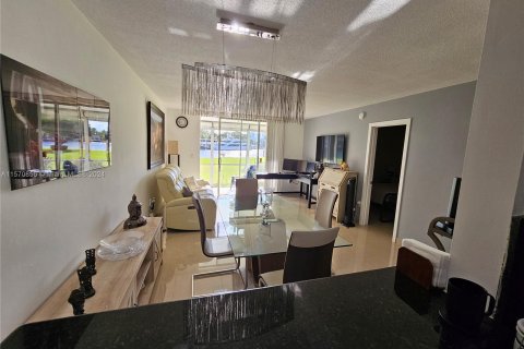 Copropriété à vendre à Aventura, Floride: 1 chambre, 72.19 m2 № 1120966 - photo 4