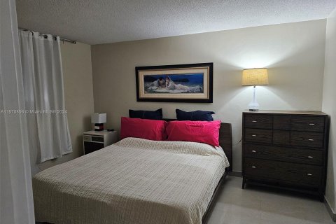 Copropriété à vendre à Aventura, Floride: 1 chambre, 72.19 m2 № 1120966 - photo 11