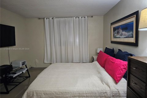 Copropriété à vendre à Aventura, Floride: 1 chambre, 72.19 m2 № 1120966 - photo 12