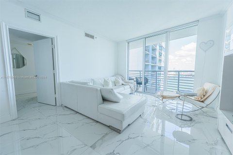 Condo in Miami, Florida, 3 bedrooms  № 1153335 - photo 18
