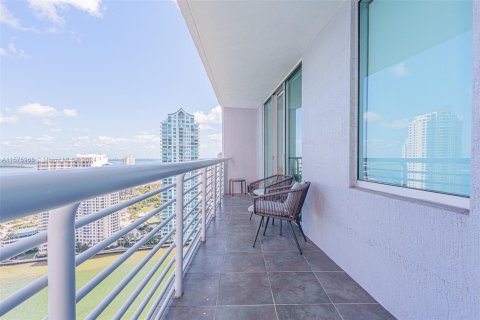 Condominio en venta en Miami, Florida, 3 dormitorios, 131.55 m2 № 1153335 - foto 15