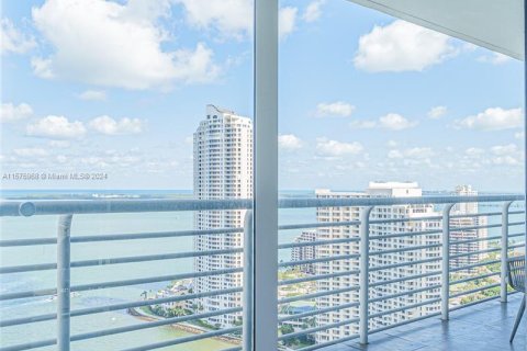 Condominio en venta en Miami, Florida, 3 dormitorios, 131.55 m2 № 1153335 - foto 10