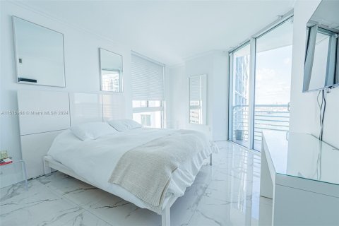 Condominio en venta en Miami, Florida, 3 dormitorios, 131.55 m2 № 1153335 - foto 14