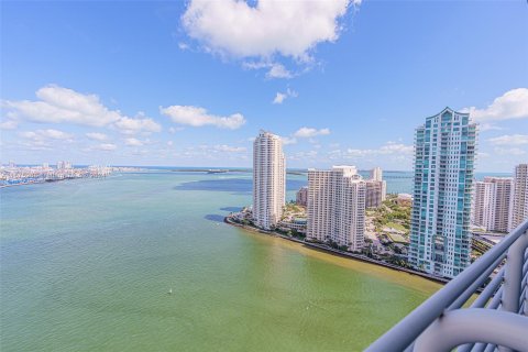 Condominio en venta en Miami, Florida, 3 dormitorios, 131.55 m2 № 1153335 - foto 3