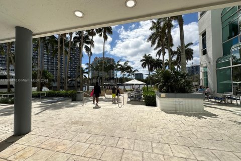 Condo in Fort Lauderdale, Florida, 1 bedroom  № 1170355 - photo 23