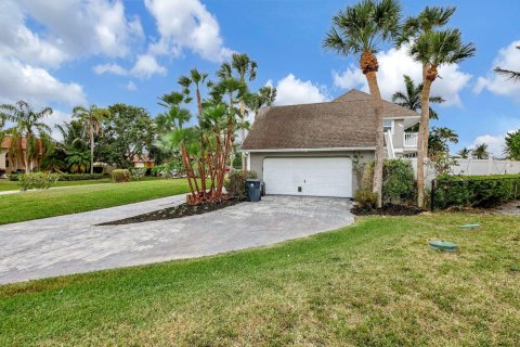 Villa ou maison à vendre à Hutchinson Island South, Floride: 5 chambres, 321.16 m2 № 1094069 - photo 13