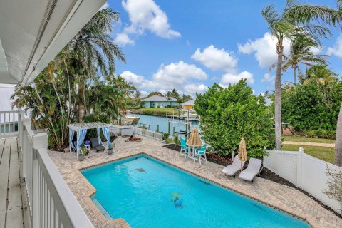 Villa ou maison à vendre à Hutchinson Island South, Floride: 5 chambres, 321.16 m2 № 1094069 - photo 22