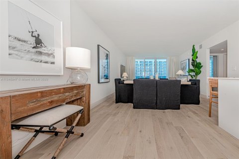 Condominio en alquiler en Miami Beach, Florida, 2 dormitorios, 114.27 m2 № 32157 - foto 24