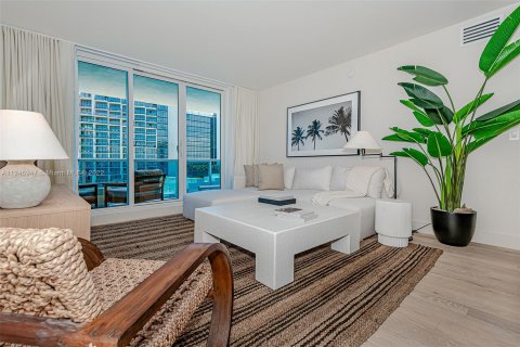 Condominio en alquiler en Miami Beach, Florida, 2 dormitorios, 114.27 m2 № 32157 - foto 21