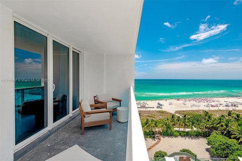 Condominio en alquiler en Miami Beach, Florida, 2 dormitorios, 114.27 m2 № 32157 - foto 27