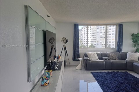 Condominio en venta en Hollywood, Florida, 2 dormitorios, 124.86 m2 № 1145325 - foto 4