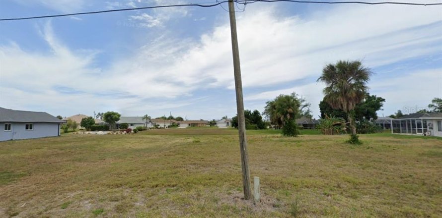 Terreno en Rotonda, Florida № 1336562