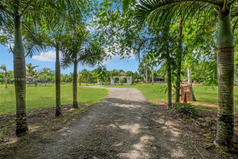 Villa ou maison à vendre à Miami, Floride: 3 chambres, 162.67 m2 № 1370480 - photo 14