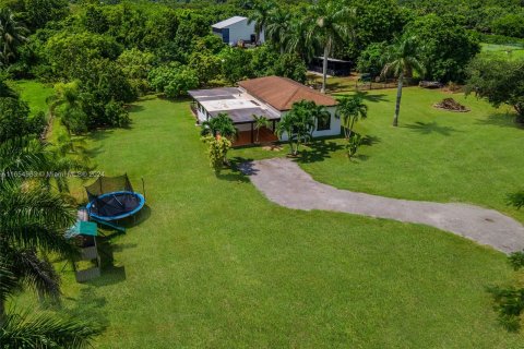 Villa ou maison à vendre à Miami, Floride: 3 chambres, 162.67 m2 № 1370480 - photo 5