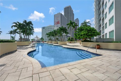 Condo in Miami, Florida  № 1370479 - photo 25