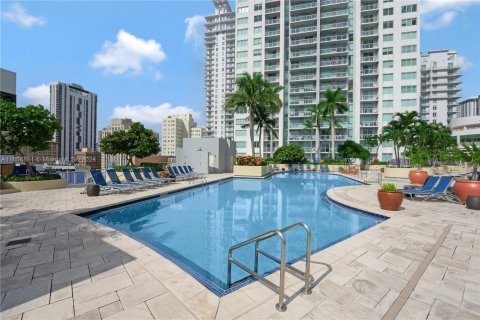 Condominio en alquiler en Miami, Florida, 47.01 m2 № 1370479 - foto 27