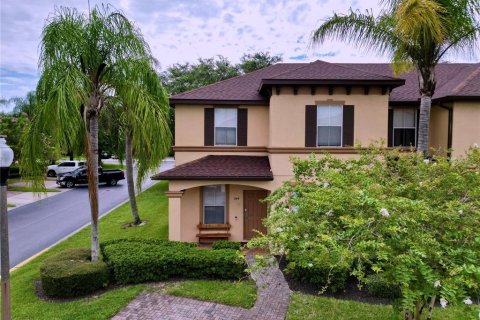 Townhouse in Davenport, Florida 4 bedrooms, 172.43 sq.m. № 1301348 - photo 4