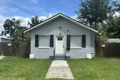 House in Jacksonville, Florida 2 bedrooms, 108.51 sq.m. № 1337715 - photo 1