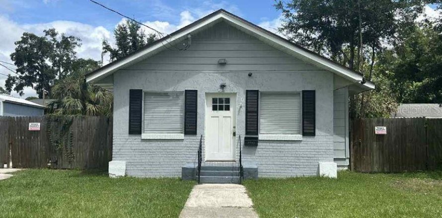 House in Jacksonville, Florida 2 bedrooms, 108.51 sq.m. № 1337715