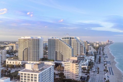 Condo in Fort Lauderdale, Florida, 2 bedrooms  № 945313 - photo 16