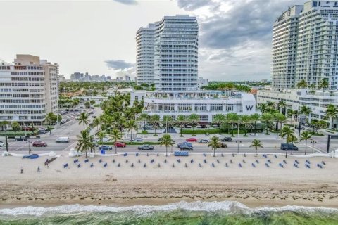 Condo in Fort Lauderdale, Florida, 2 bedrooms  № 945313 - photo 3