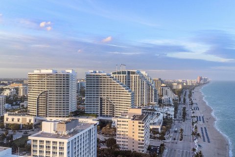 Condo in Fort Lauderdale, Florida, 2 bedrooms  № 945313 - photo 1