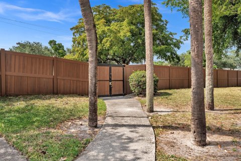 Copropriété à vendre à Deerfield Beach, Floride: 3 chambres, 111.48 m2 № 1177345 - photo 16