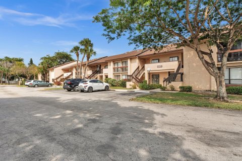 Copropriété à vendre à Deerfield Beach, Floride: 3 chambres, 111.48 m2 № 1177345 - photo 2